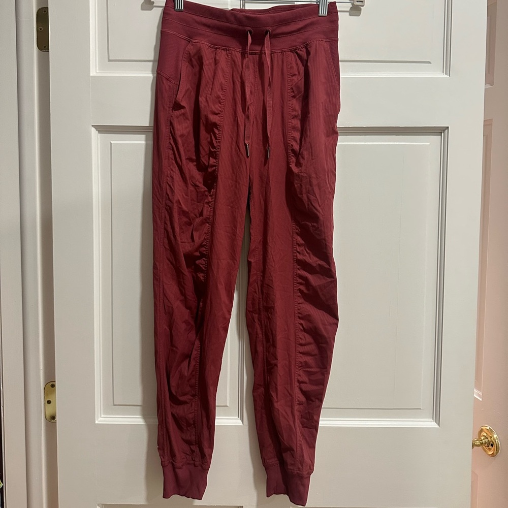Lululemon joggers